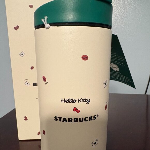 STARBUCKS HELLO KITTY - Picture 4 of 4